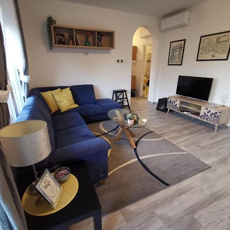 Apartments Bonvenon2Center Pula Extérieur photo