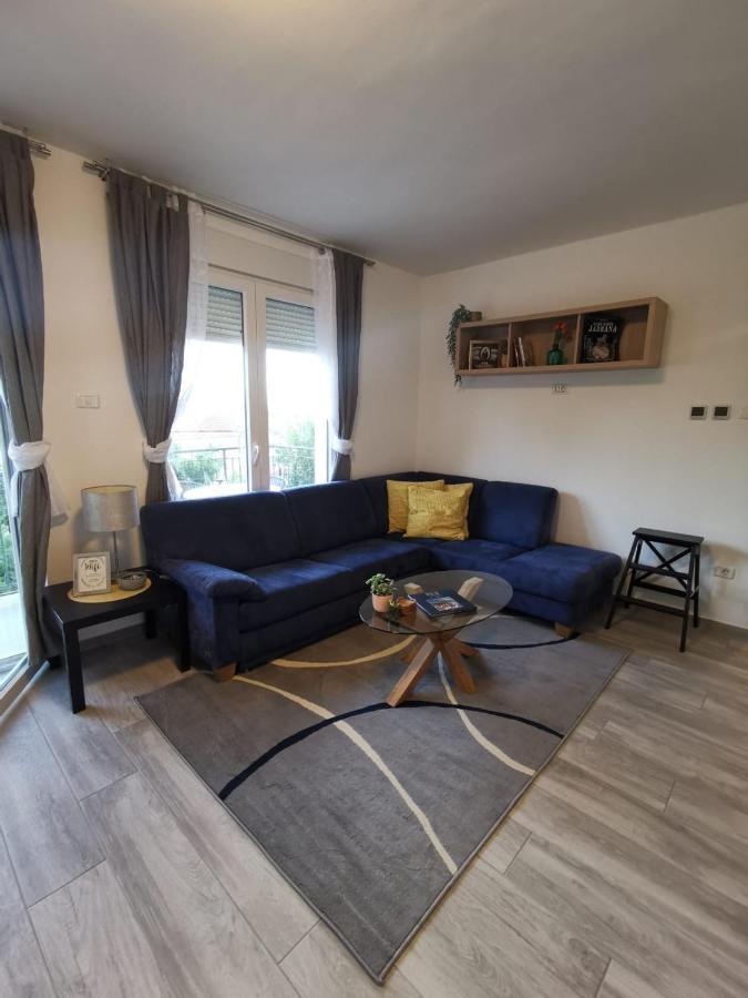 Apartments Bonvenon2Center Pula Extérieur photo