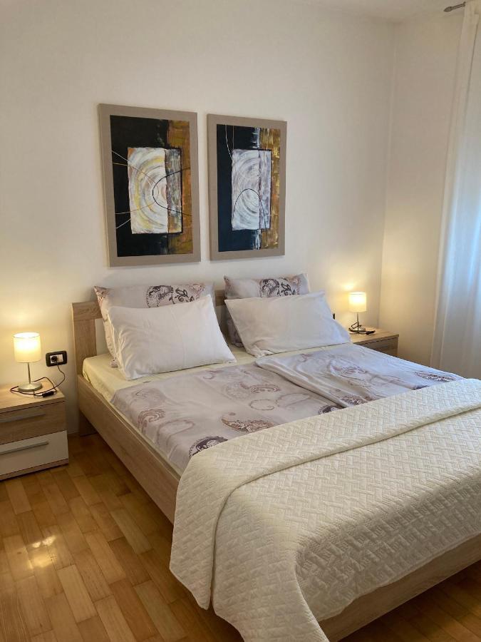 Apartments Bonvenon2Center Pula Extérieur photo